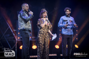 Bares 18 show pics gaz